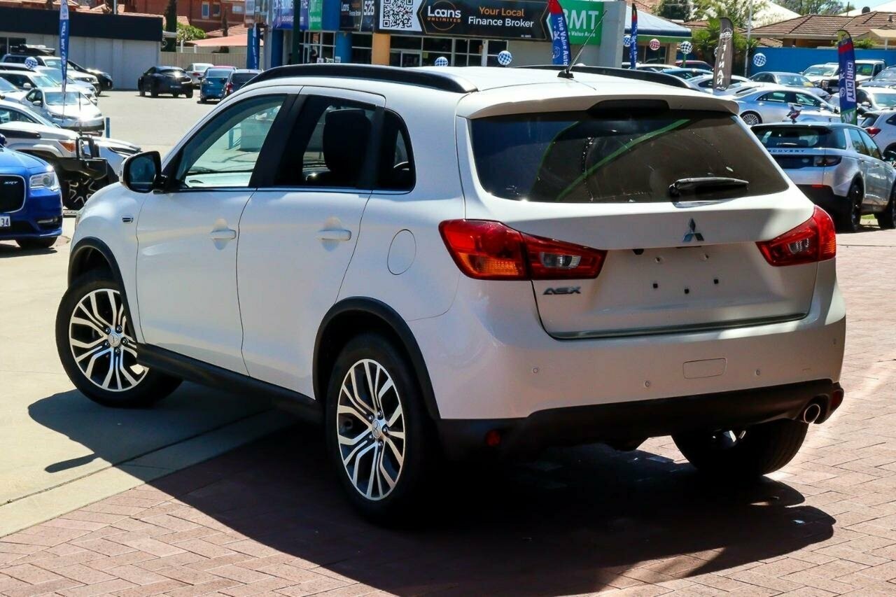 Mitsubishi Asx image 2