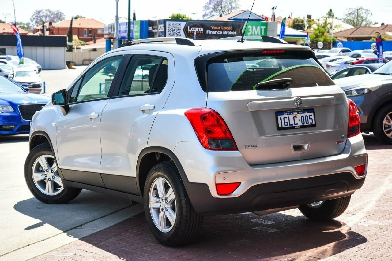 Holden Trax image 2