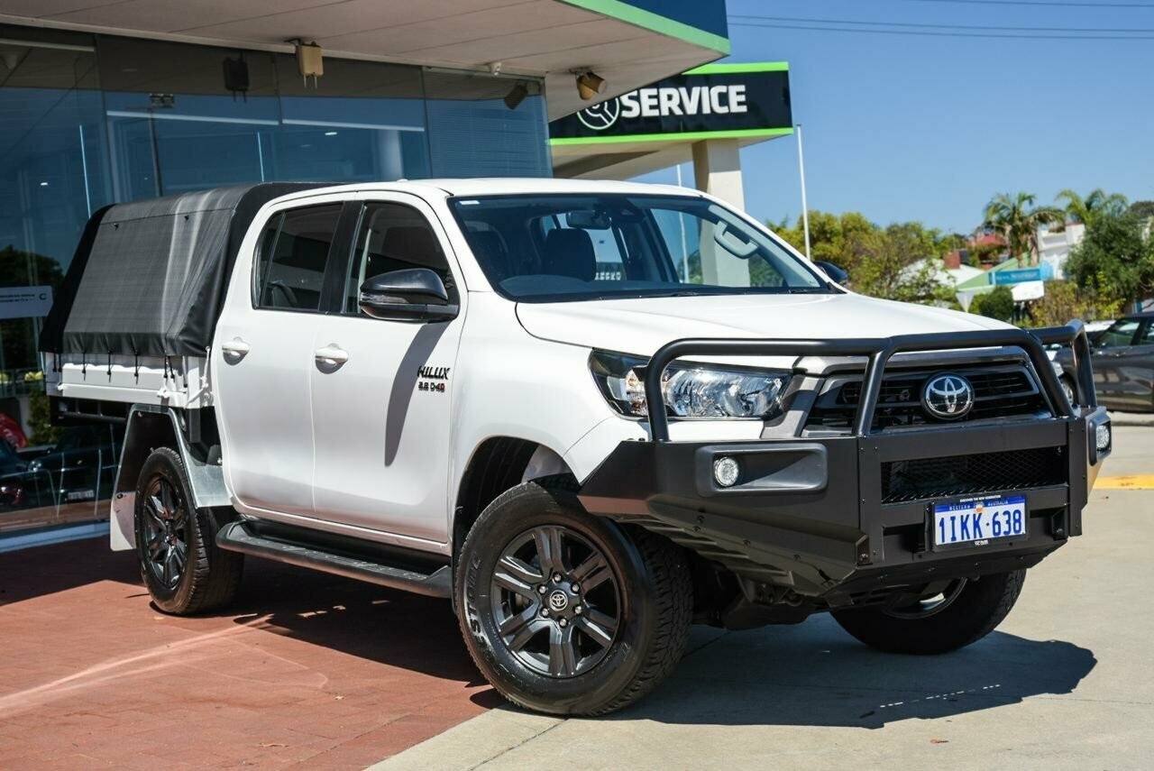 Toyota Hilux image 1