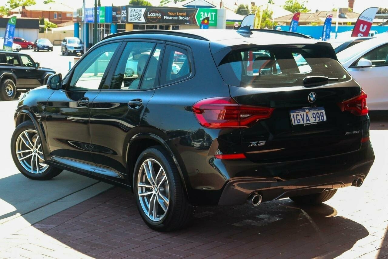 BMW X3 image 2