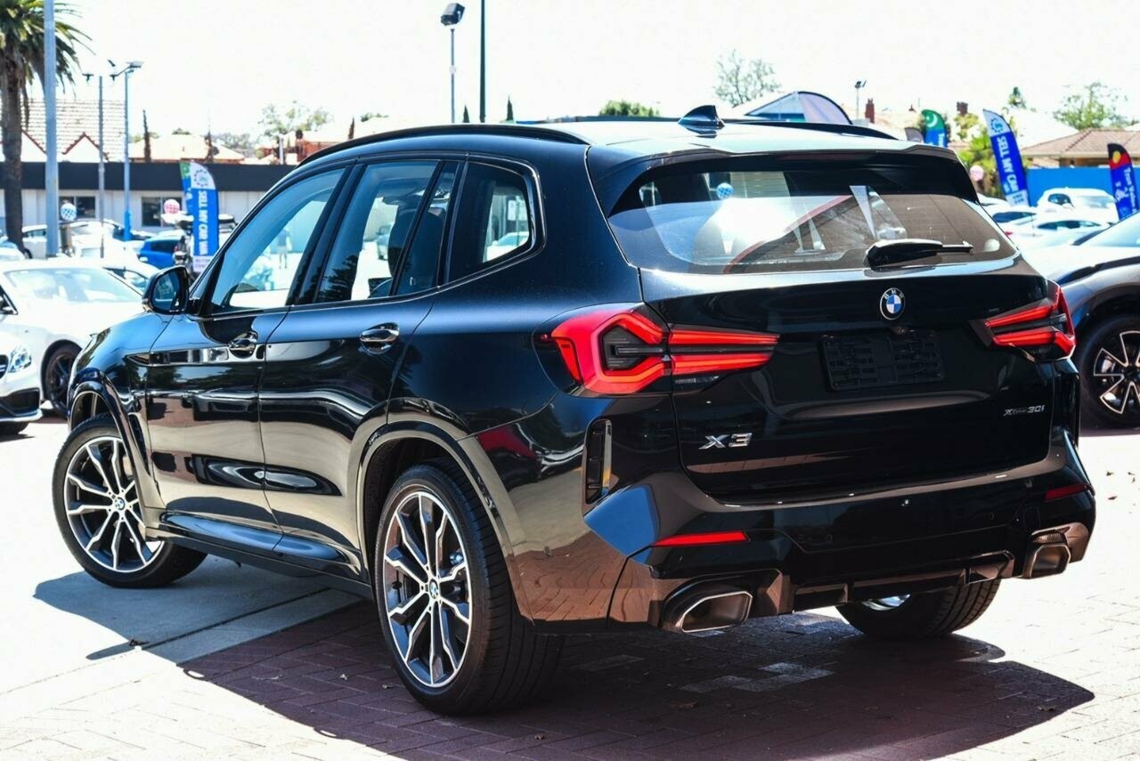 BMW X3 image 2