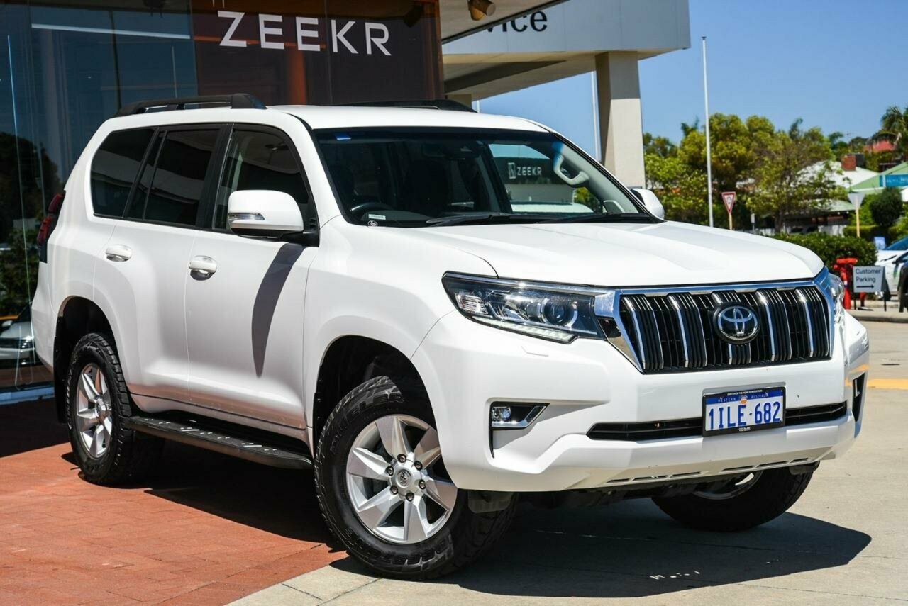 Toyota Landcruiser Prado image 1