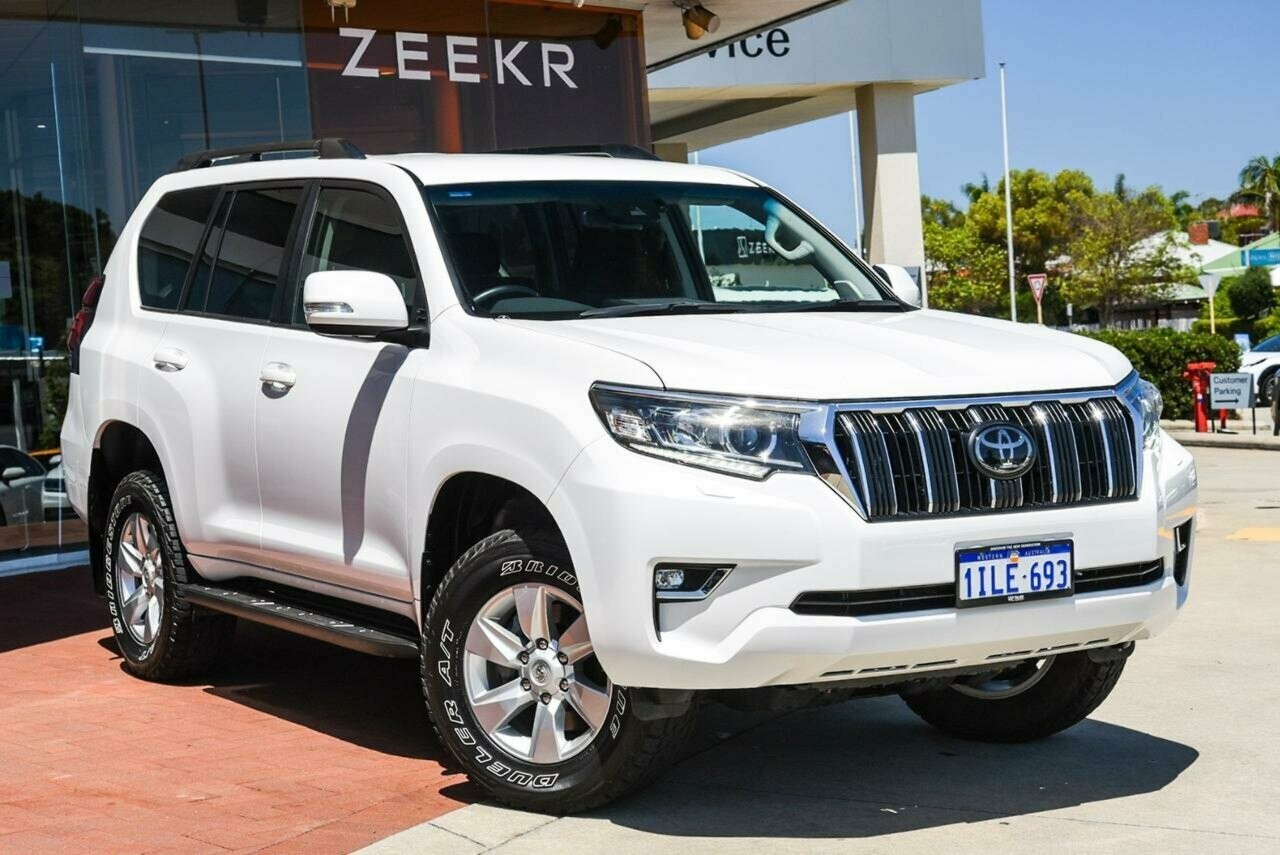 Toyota Landcruiser Prado image 1