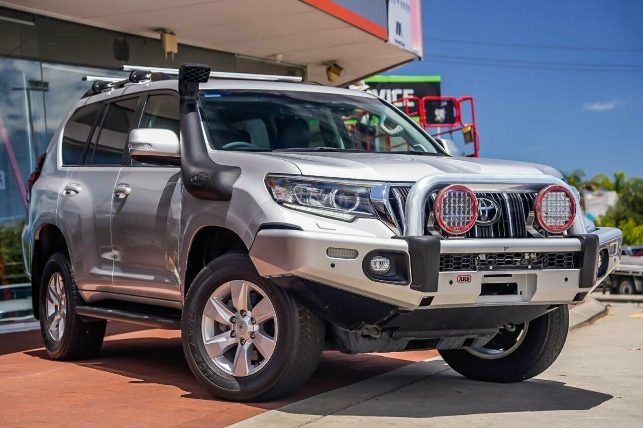 Toyota Landcruiser Prado image 1