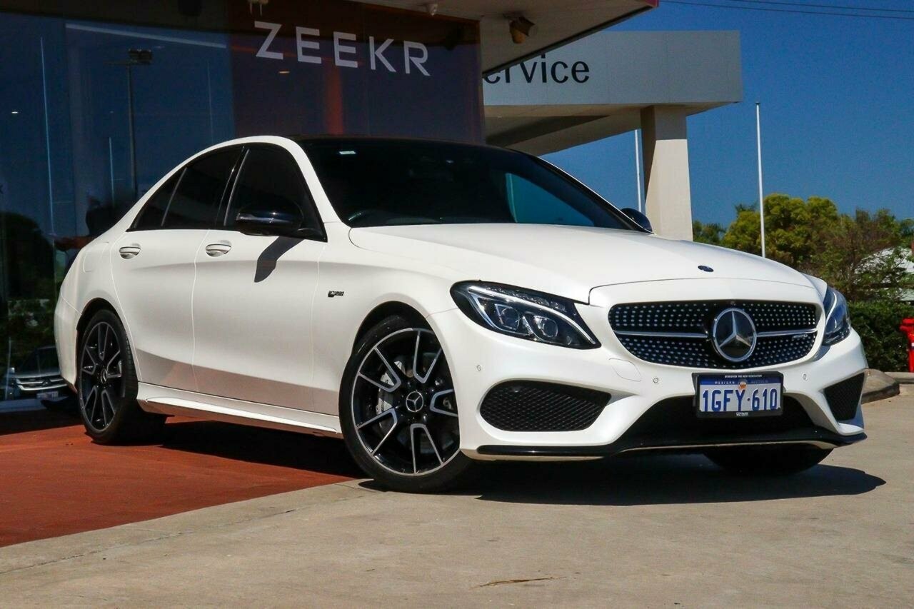 Mercedes Benz C-class image 1