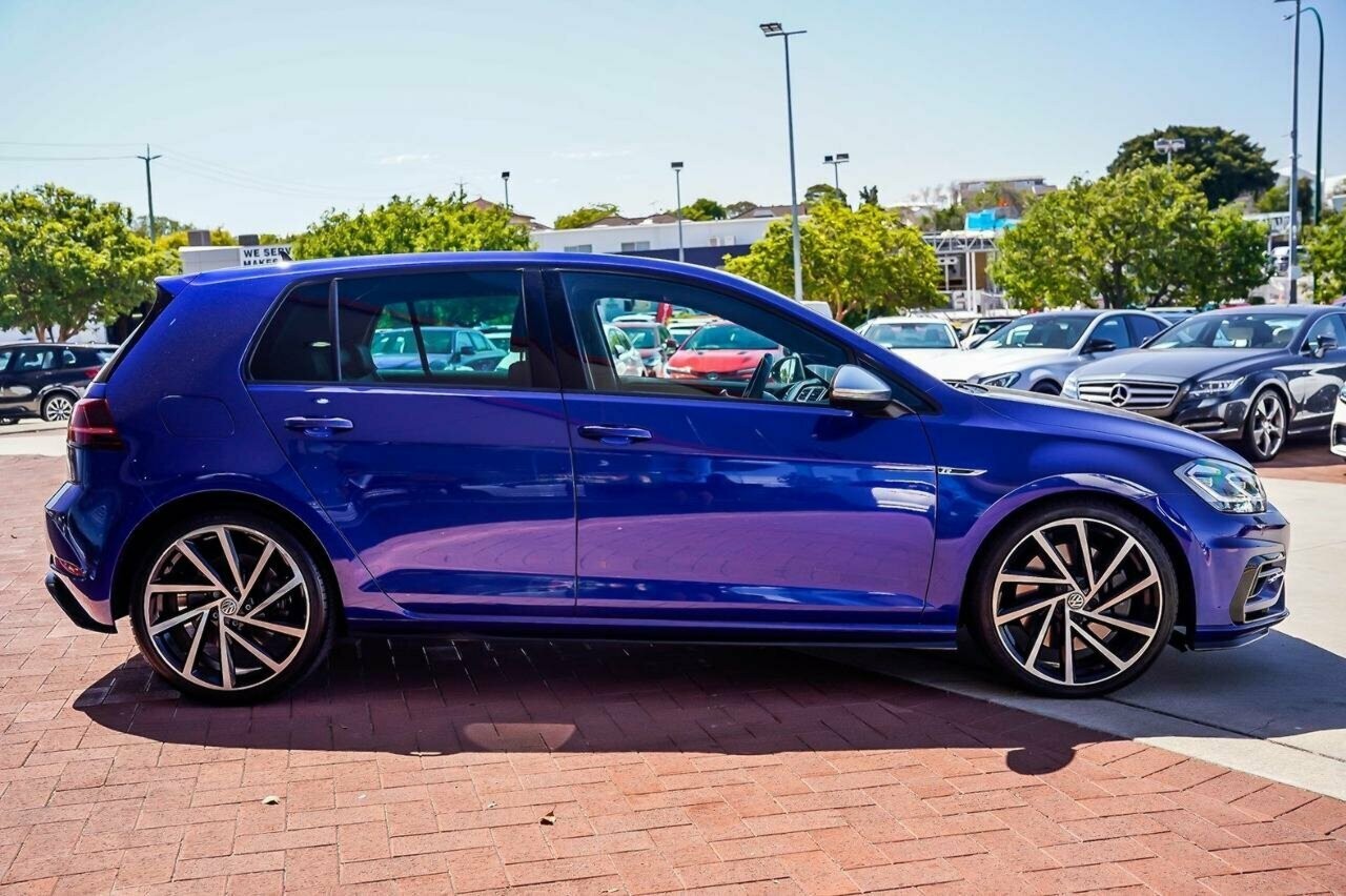 Volkswagen Golf image 3