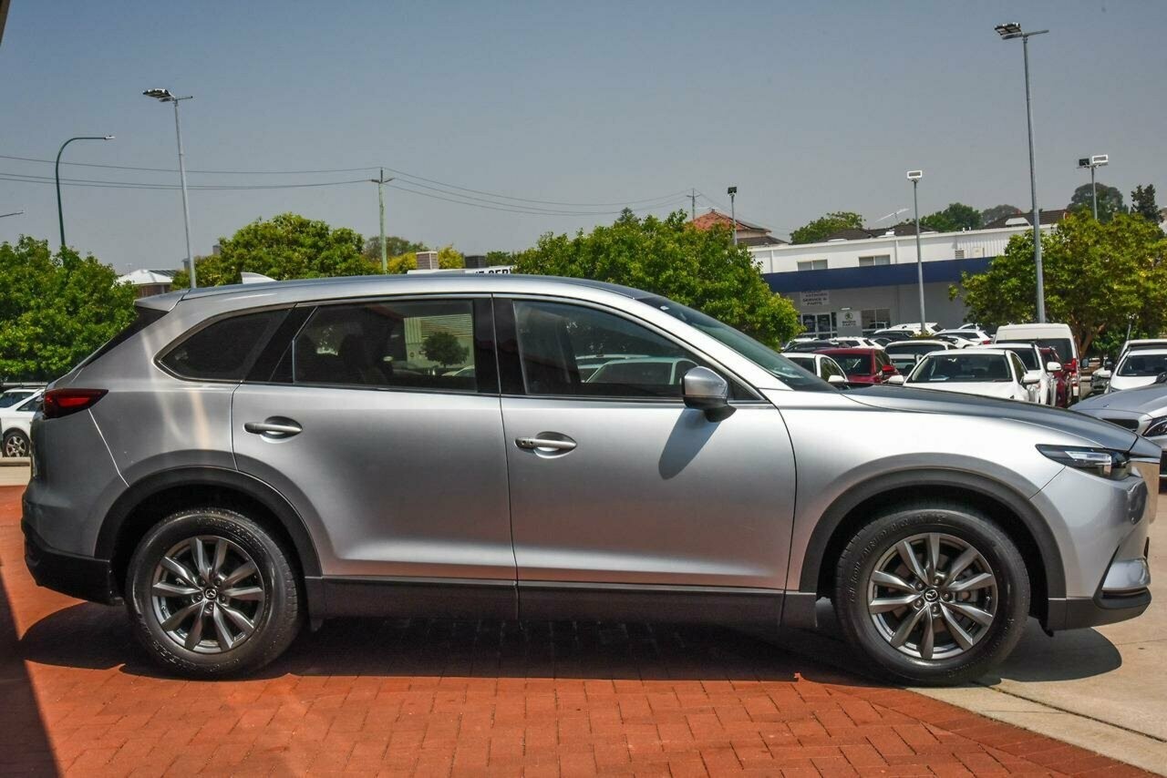 Mazda Cx-9 image 4