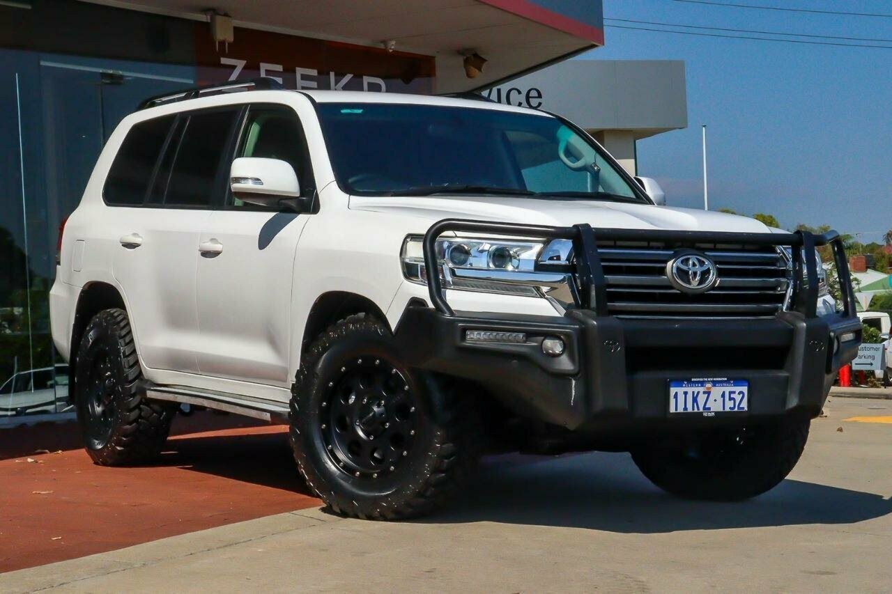 Toyota Landcruiser image 1