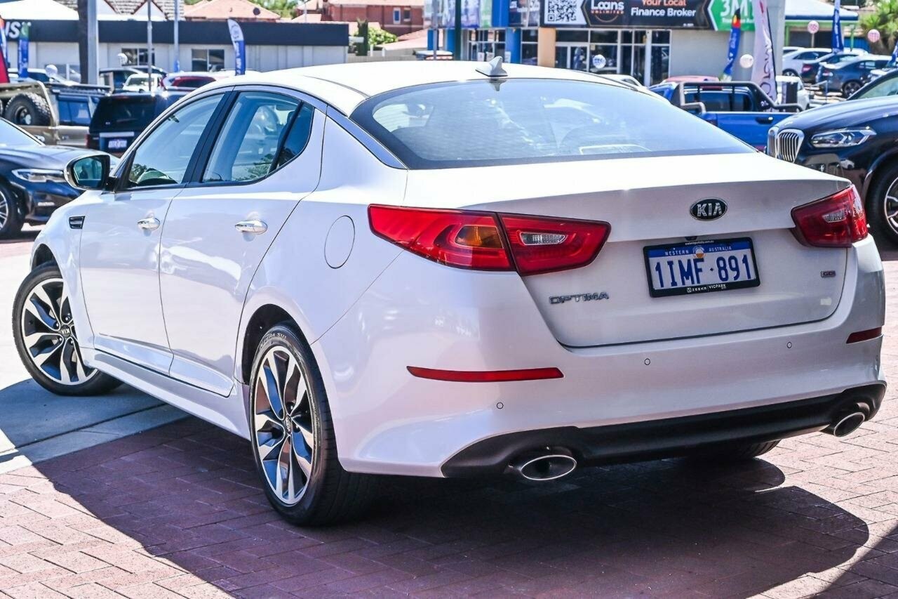 Kia Optima image 2