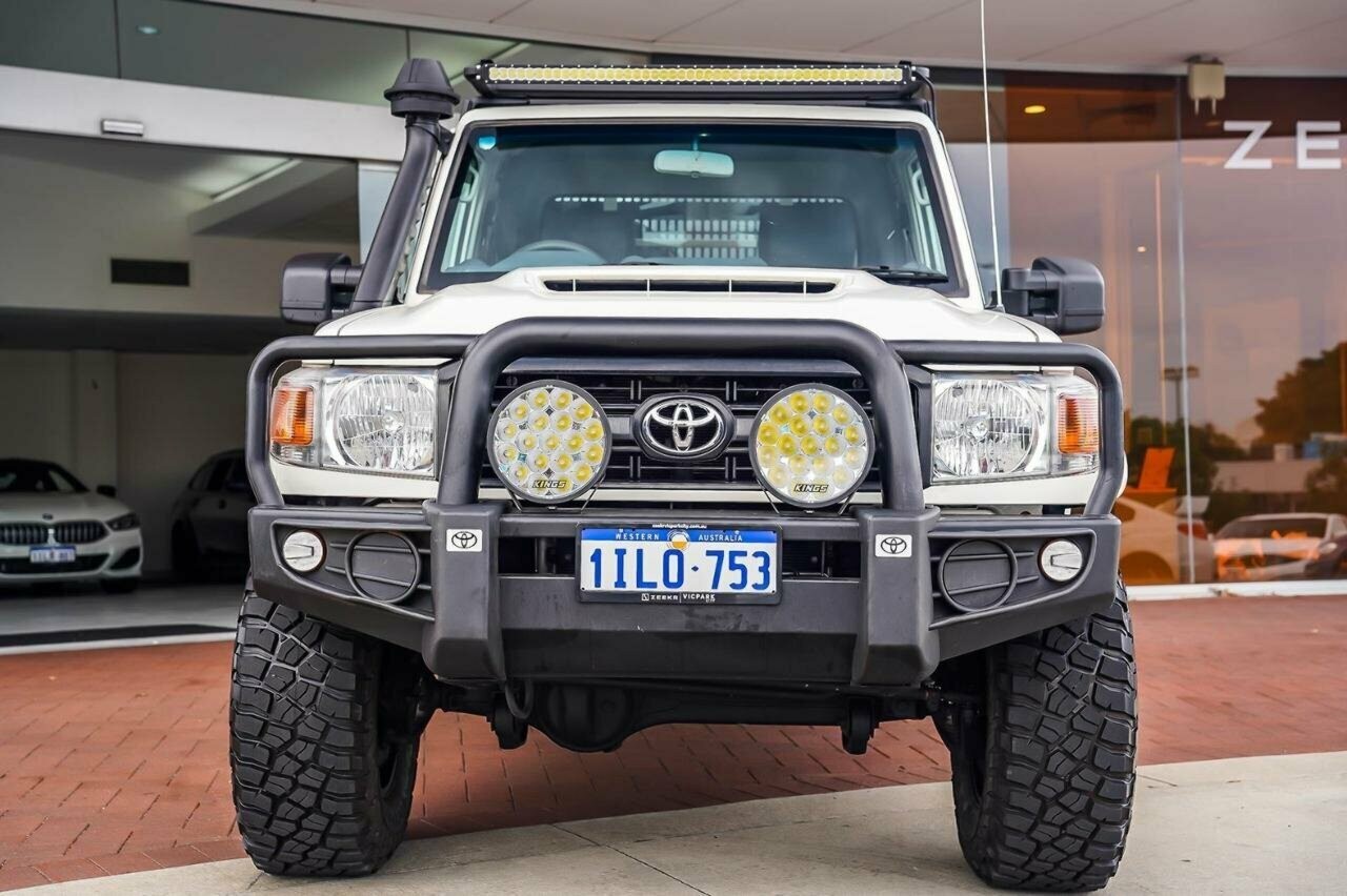 Toyota Landcruiser image 4