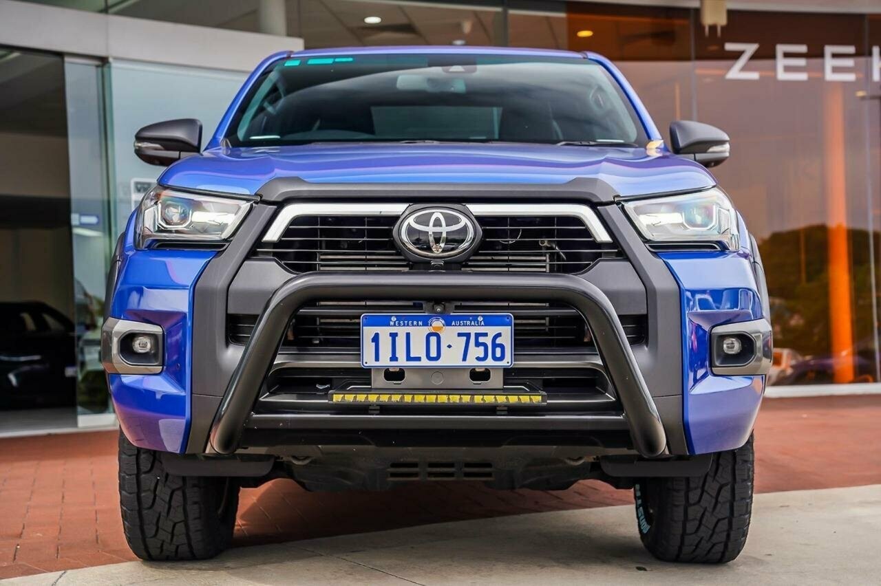 Toyota Hilux image 4