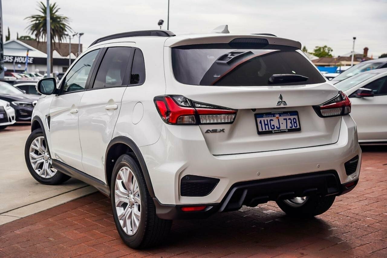 Mitsubishi Asx image 2