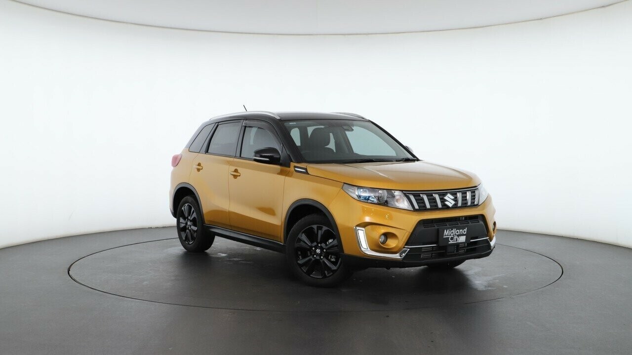 Suzuki Vitara image 1