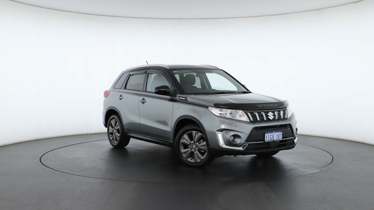 Suzuki Vitara image 1