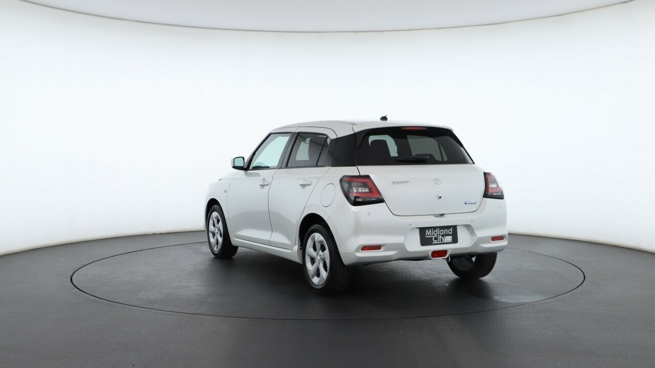 Suzuki Swift image 4