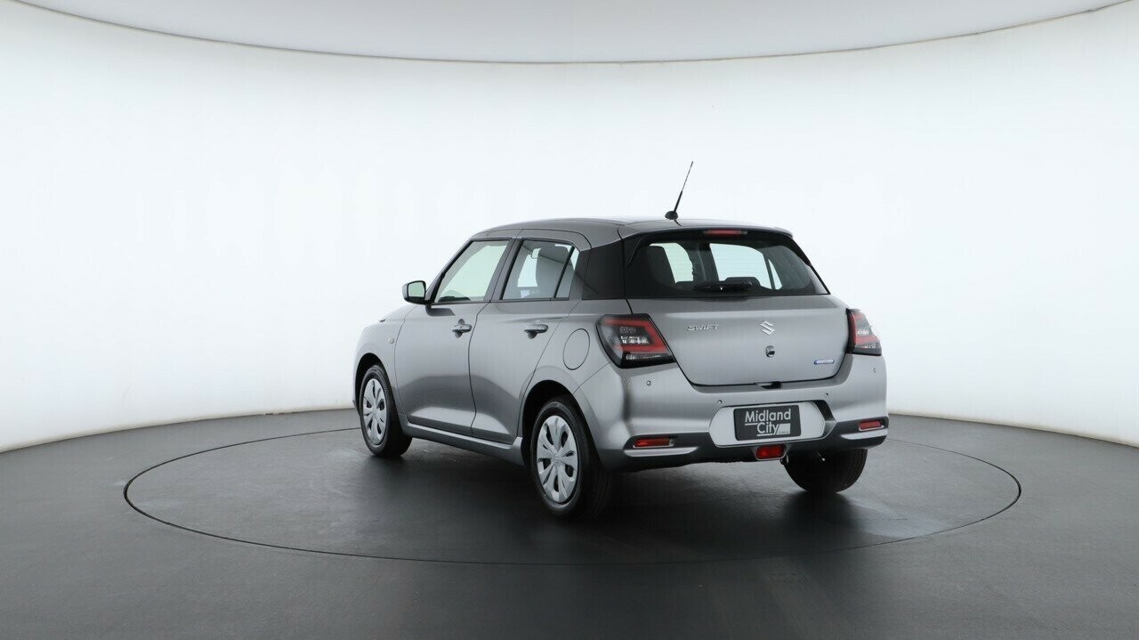 Suzuki Swift image 4