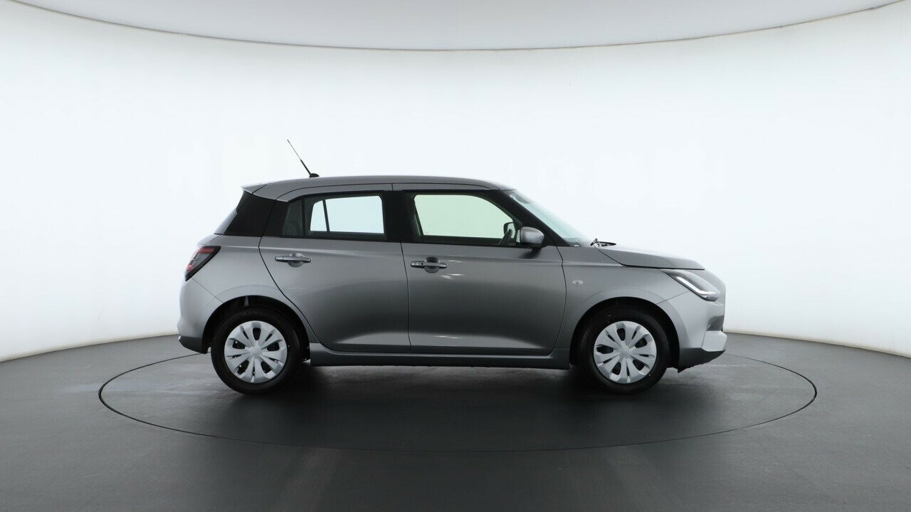 Suzuki Swift image 2