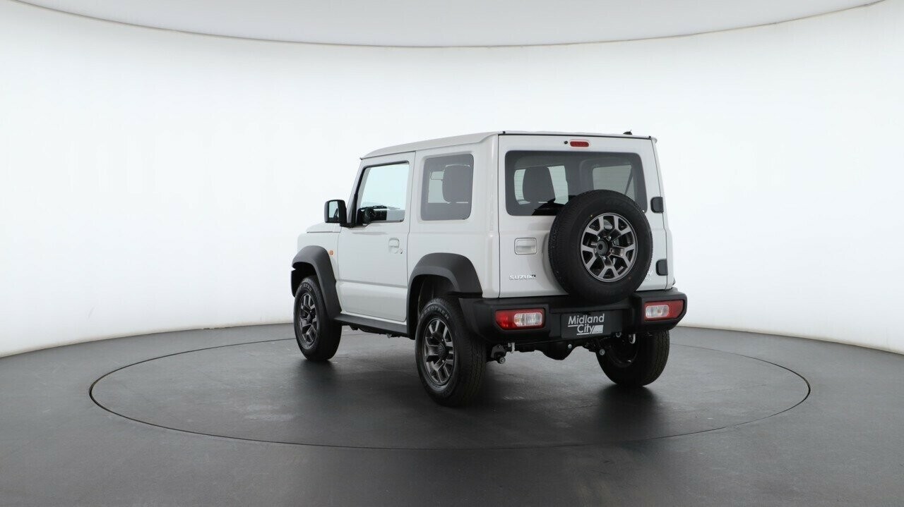 Suzuki Jimny image 4