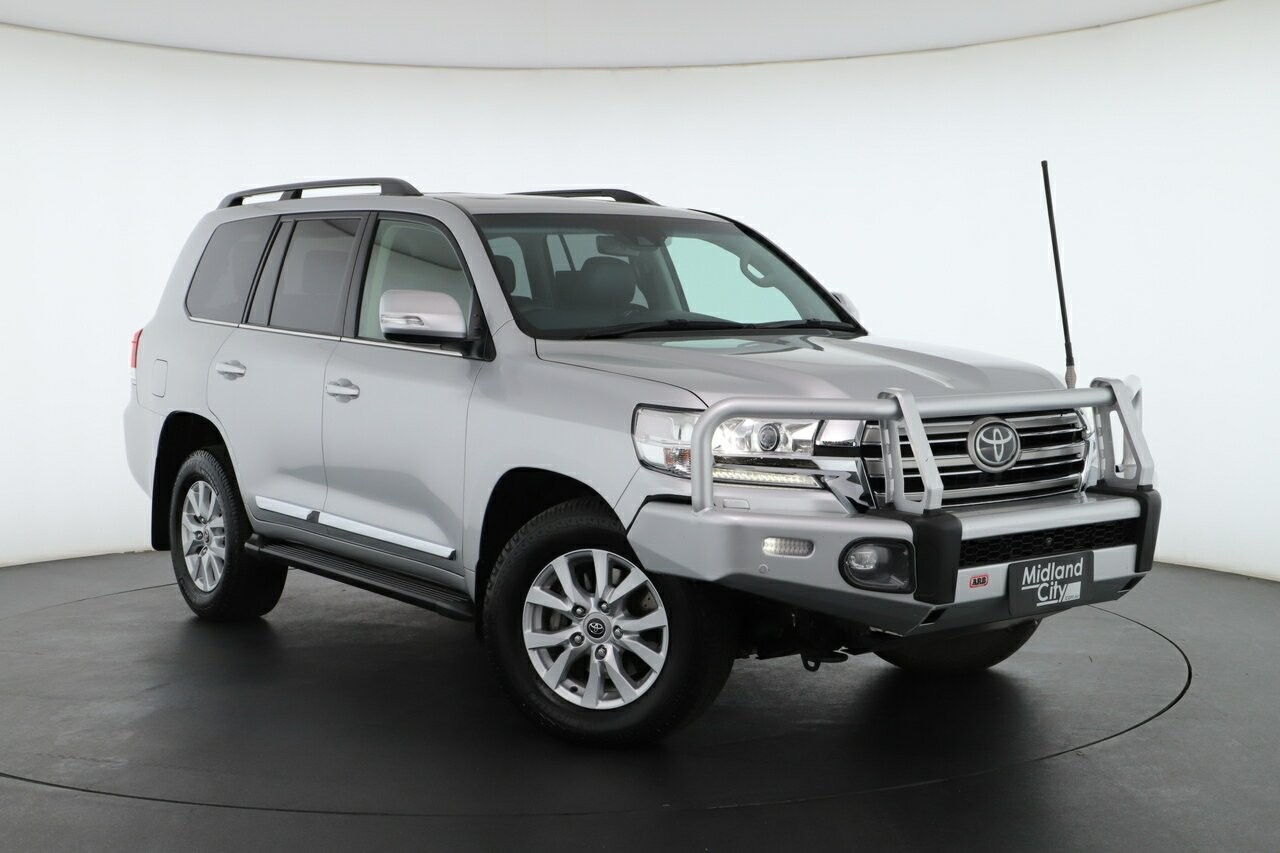 https://vehicle-cdn.autoleague.cloud/30379_61020215_1.jpg