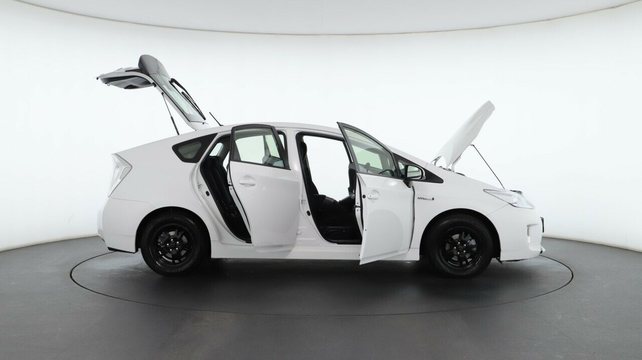 Toyota Prius image 3