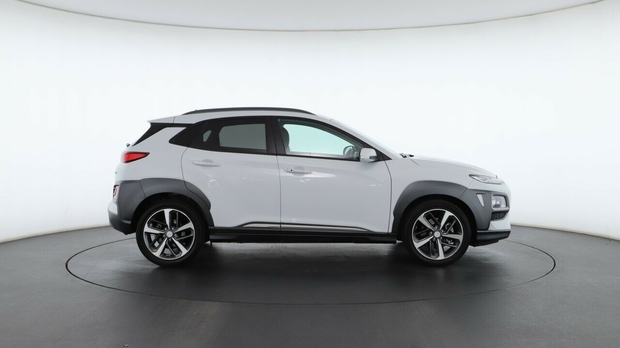 Hyundai Kona image 3