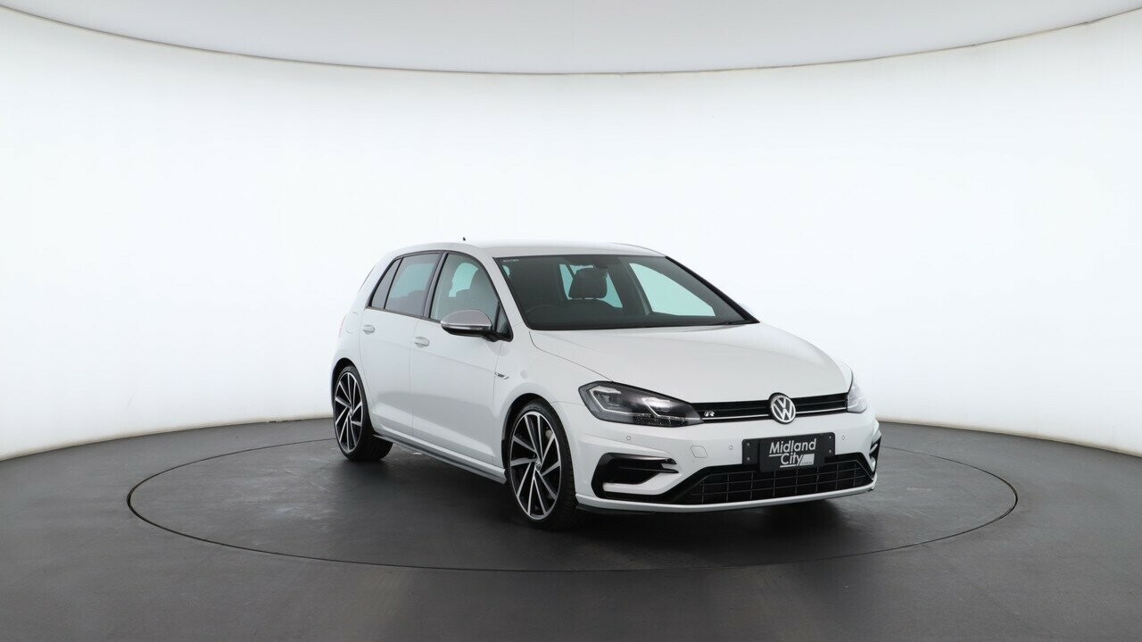 Volkswagen Golf image 4