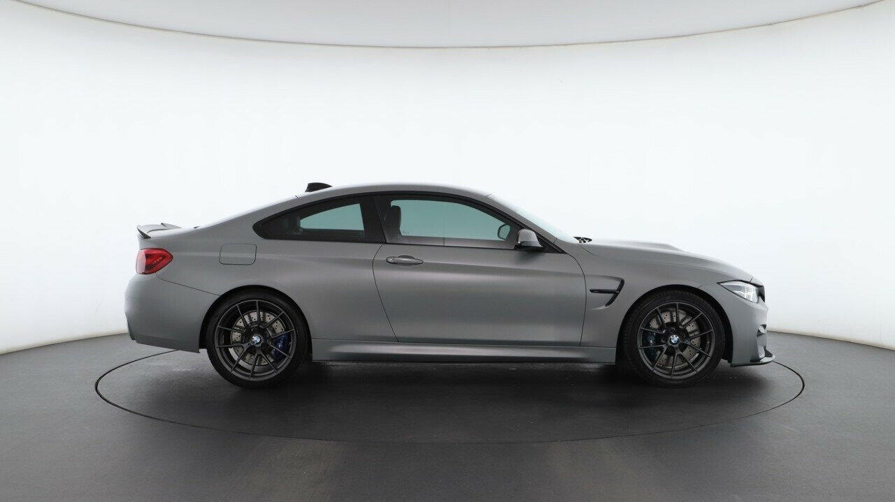 BMW M4 image 2