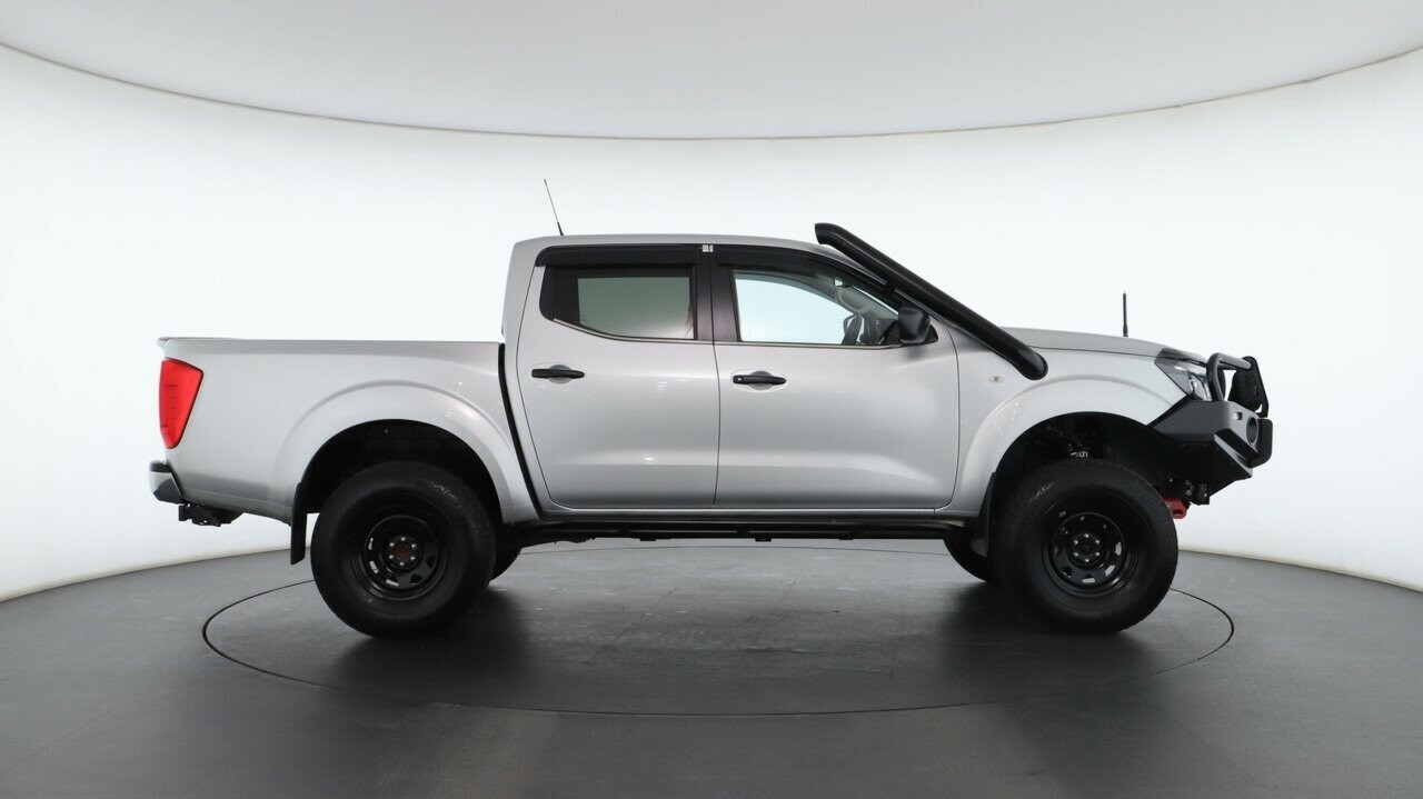 Nissan Navara image 3