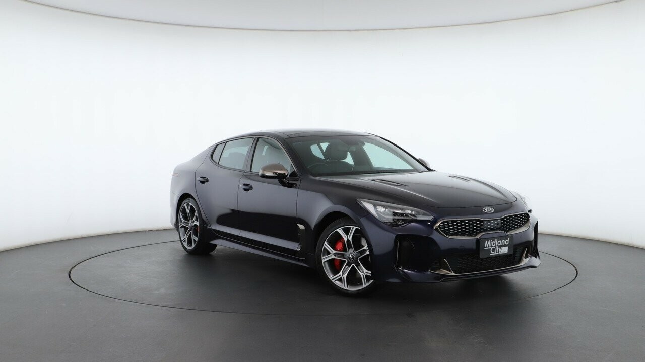 Kia Stinger image 1