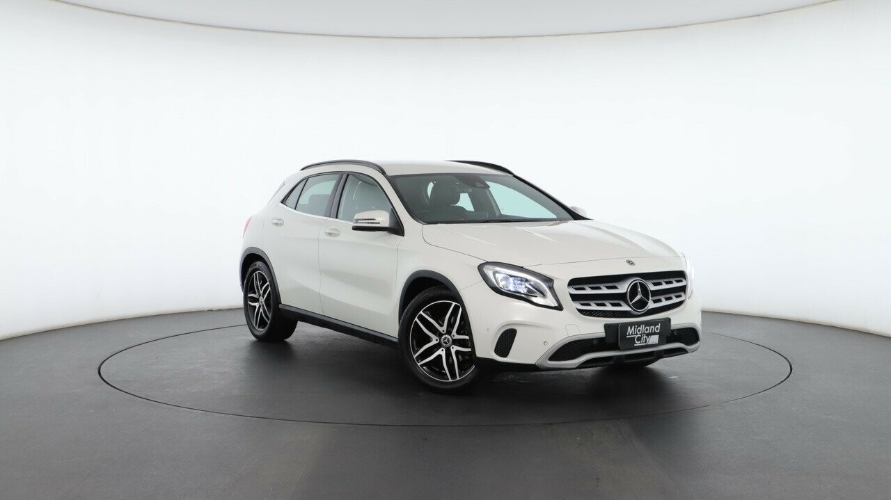 Mercedes Benz Gla-class image 1