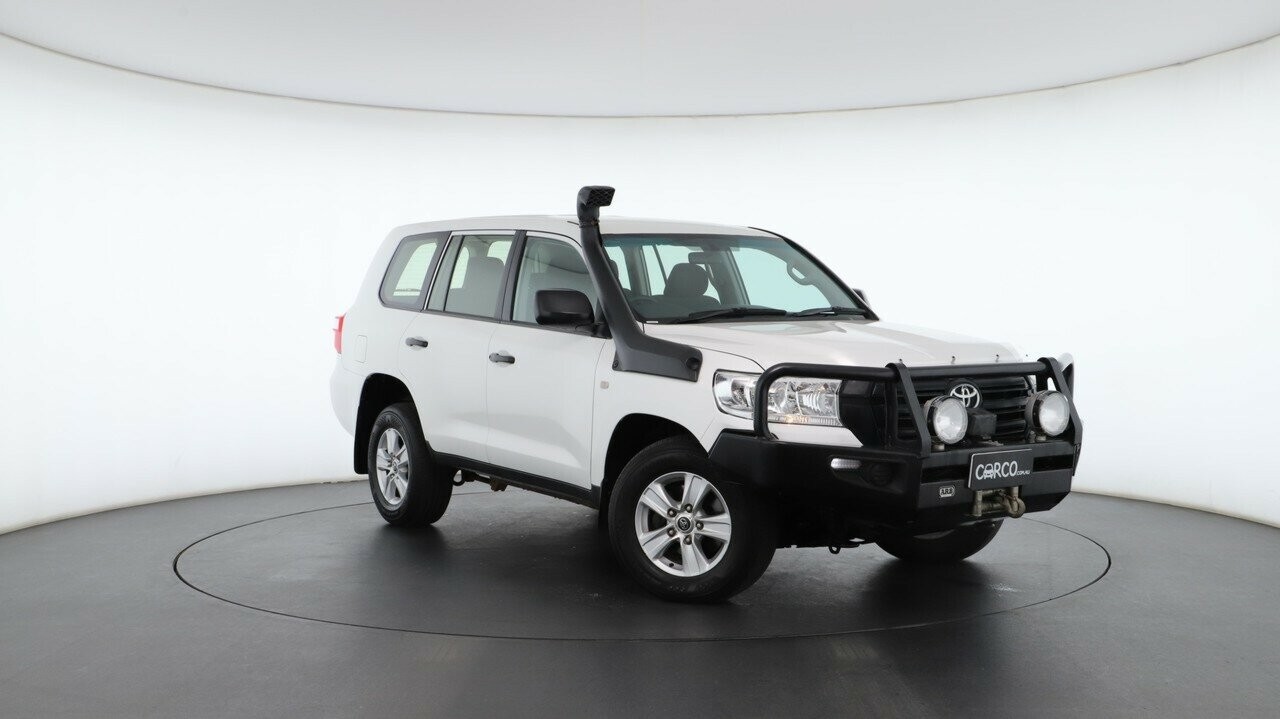 Toyota Landcruiser image 2