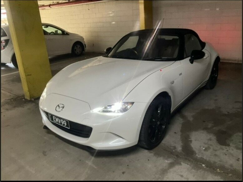 Mazda Mx-5 image 1