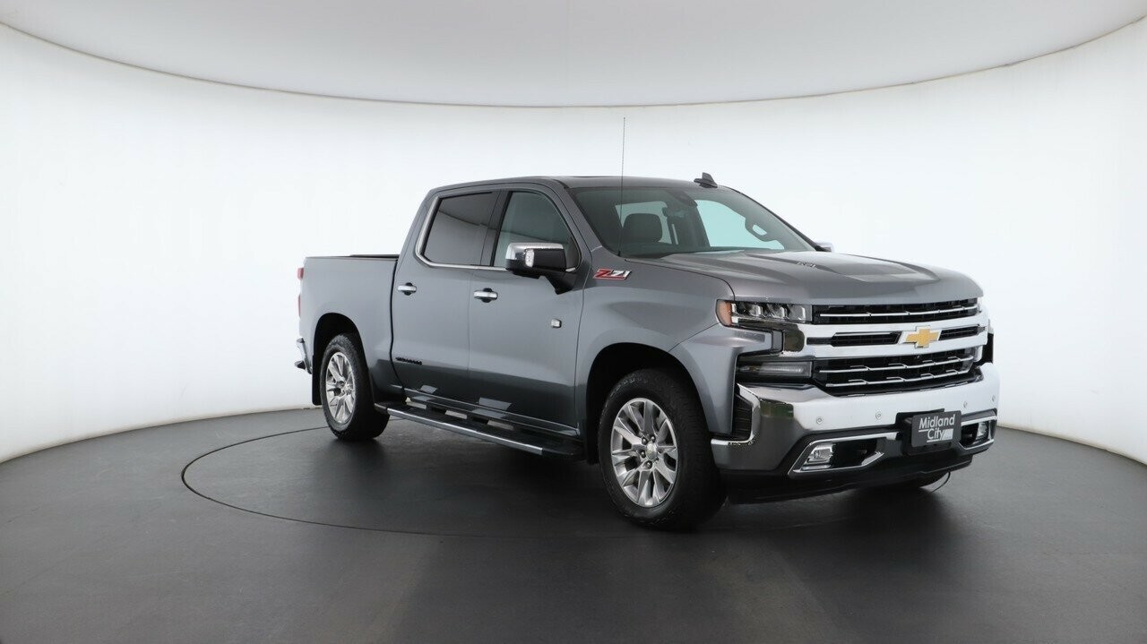 Chevrolet Silverado image 4