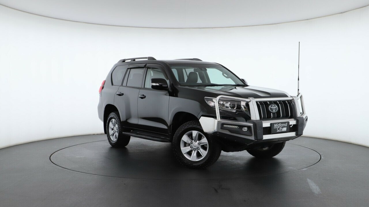 Toyota Landcruiser Prado image 2