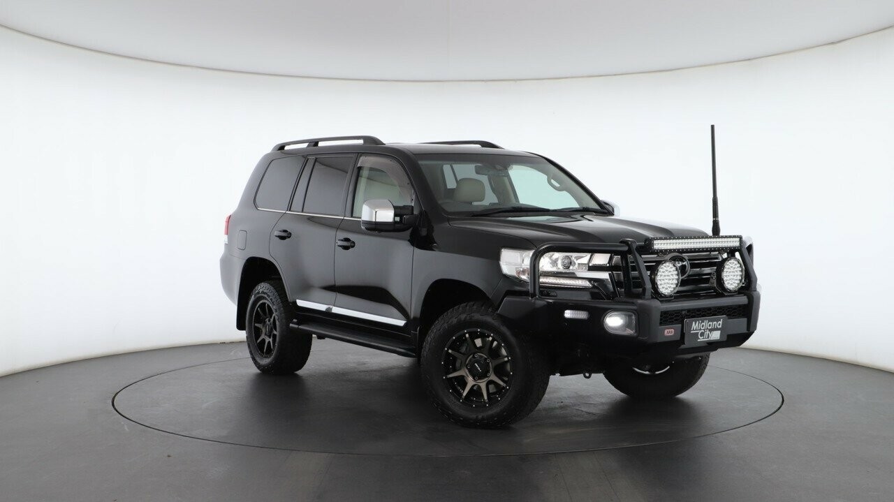 Toyota Landcruiser image 1