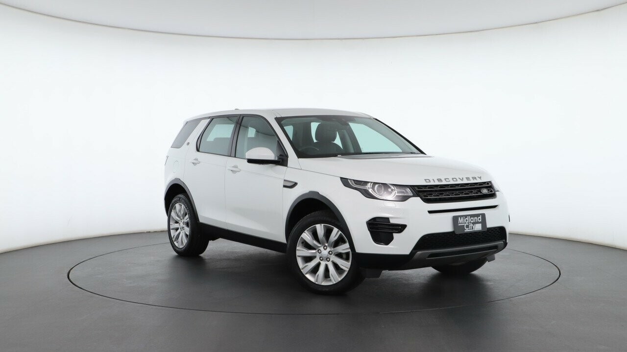 Land Rover Discovery Sport image 1