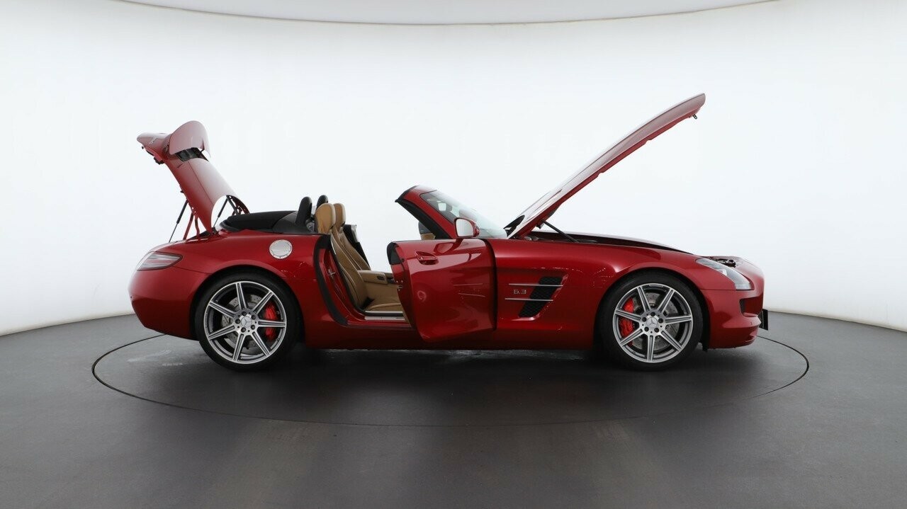 Mercedes Benz Sls-class image 2