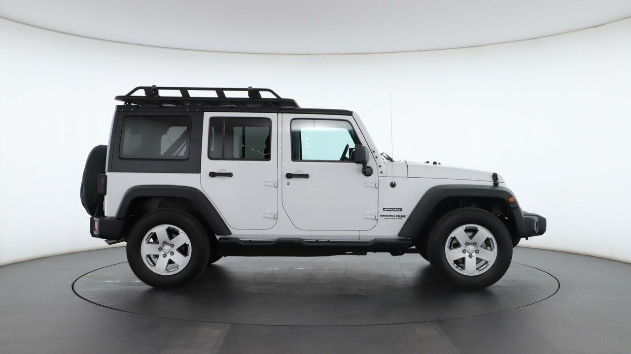 Jeep Wrangler image 2