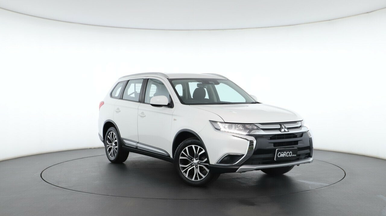 Mitsubishi Outlander image 1