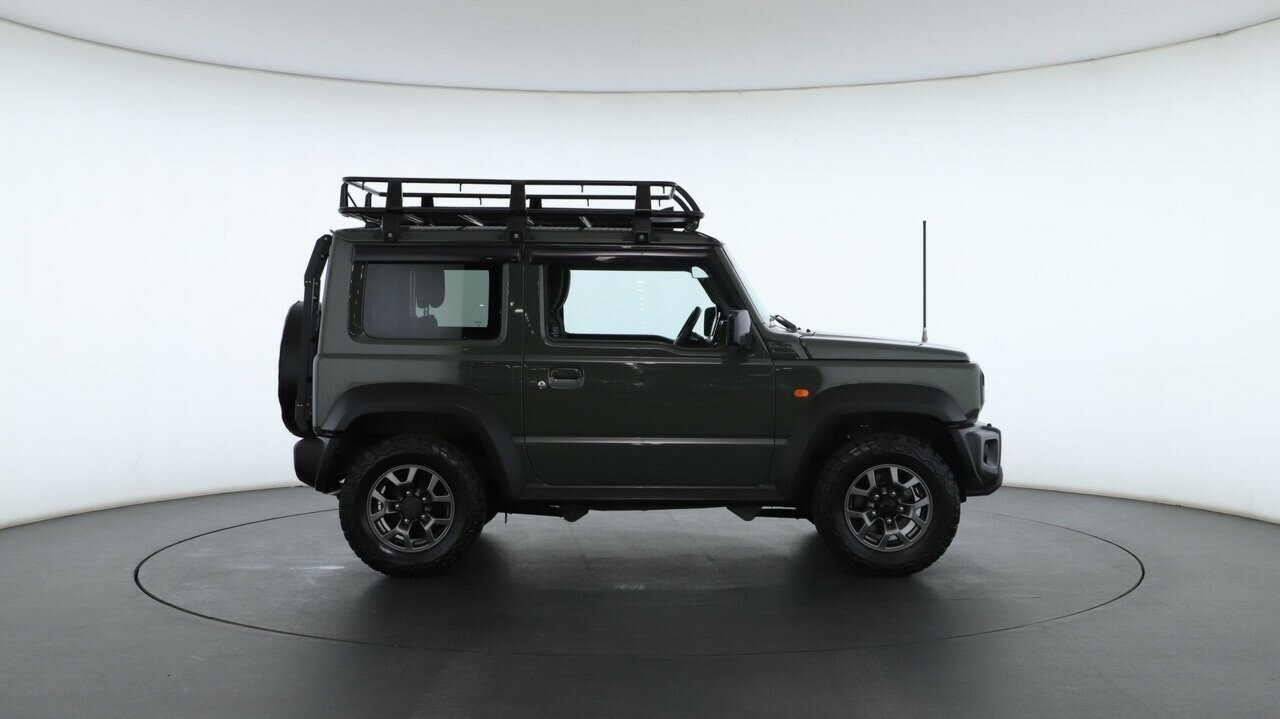 Suzuki Jimny image 2