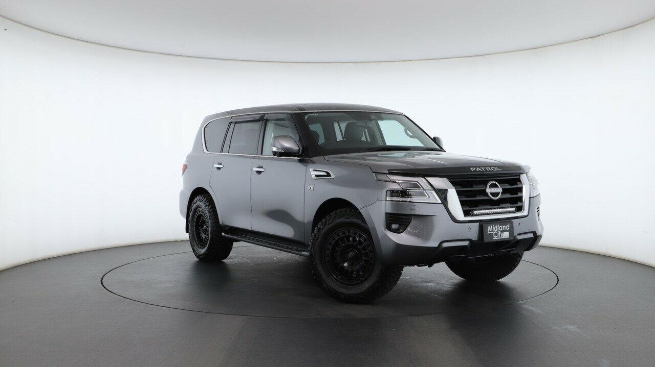 Nissan Patrol image 2