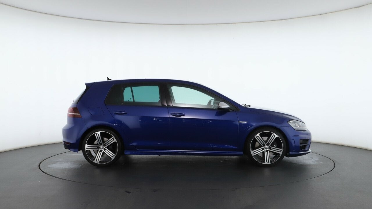 Volkswagen Golf image 3