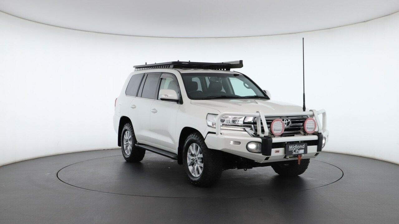 Toyota Landcruiser image 4