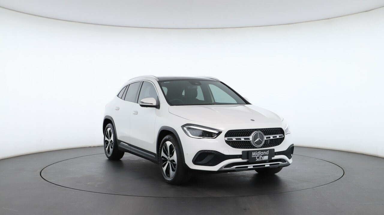 Mercedes Benz Gla-class image 4