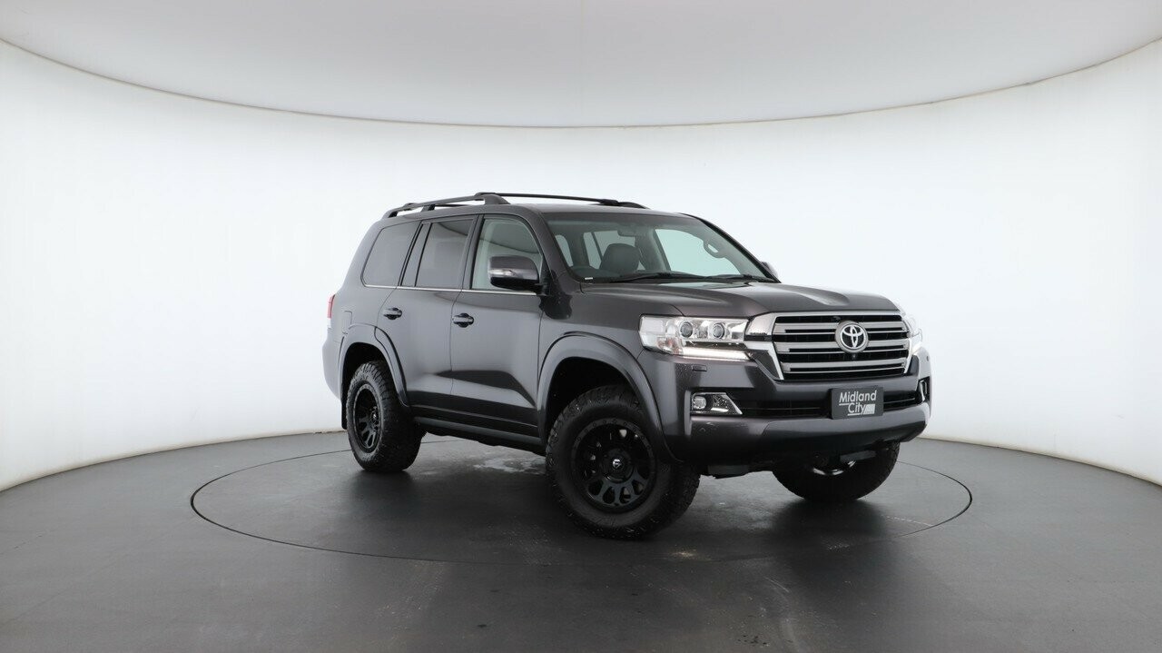 Toyota Landcruiser image 1