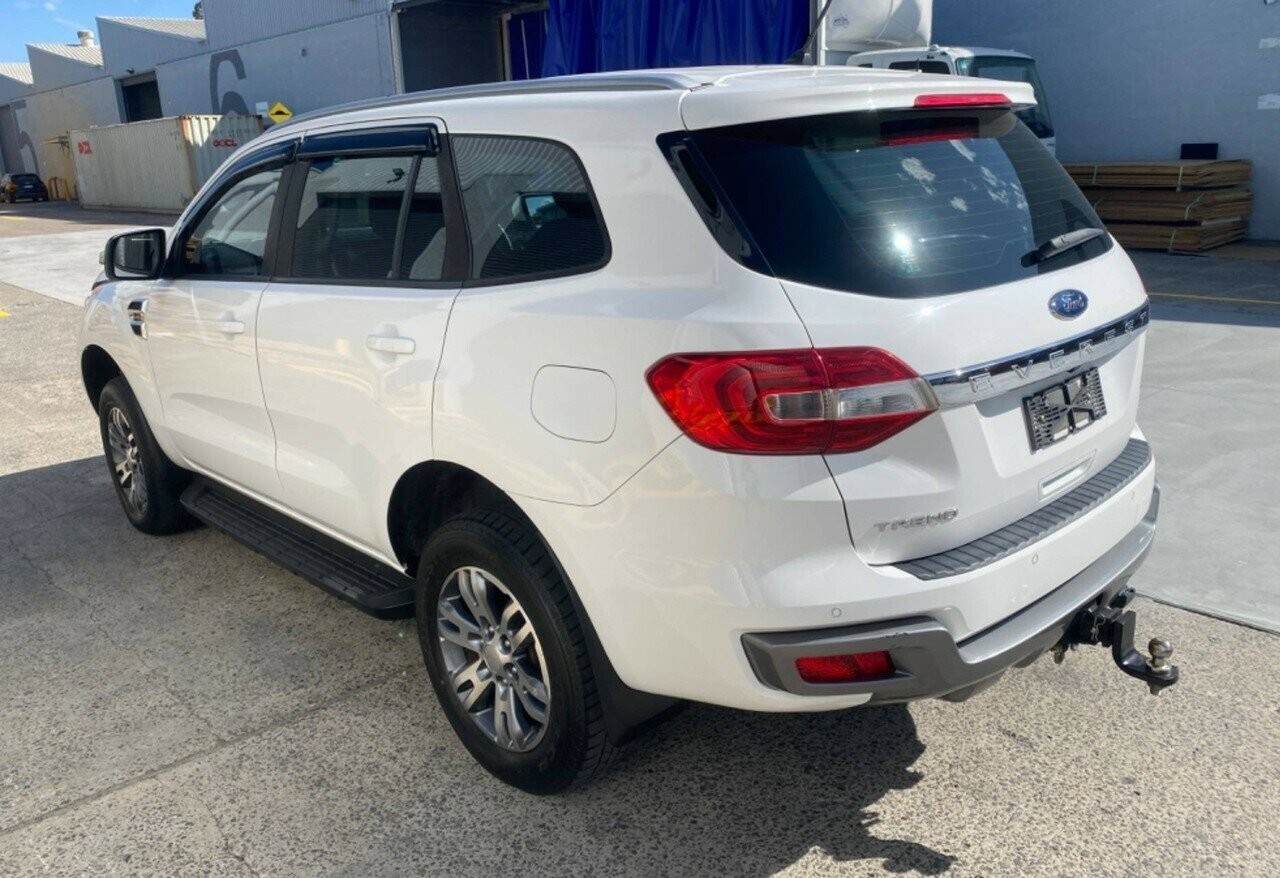 Ford Everest image 2