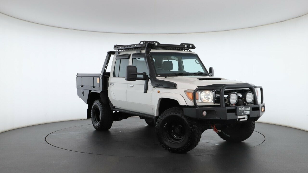 Toyota Landcruiser image 1