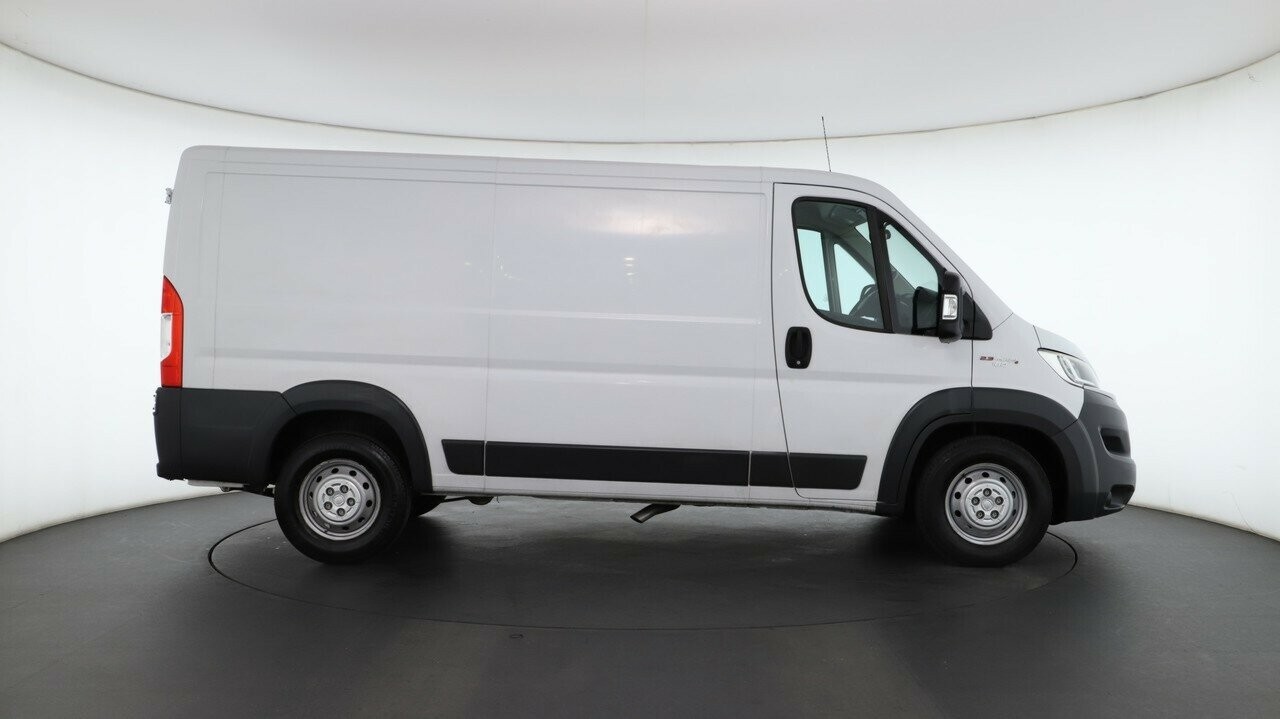 Fiat Ducato image 2