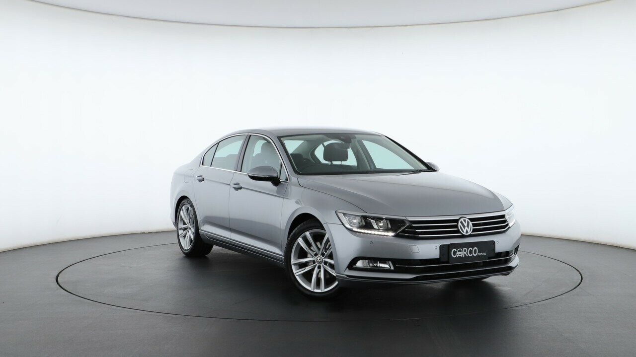 Volkswagen Passat image 1