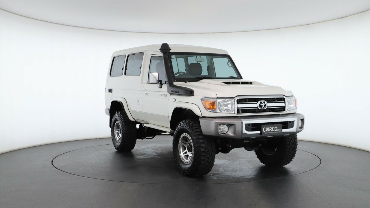 Toyota Landcruiser image 4